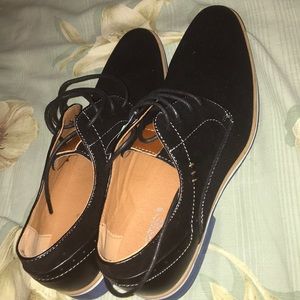 CLOWSE DRESS SHOES!!